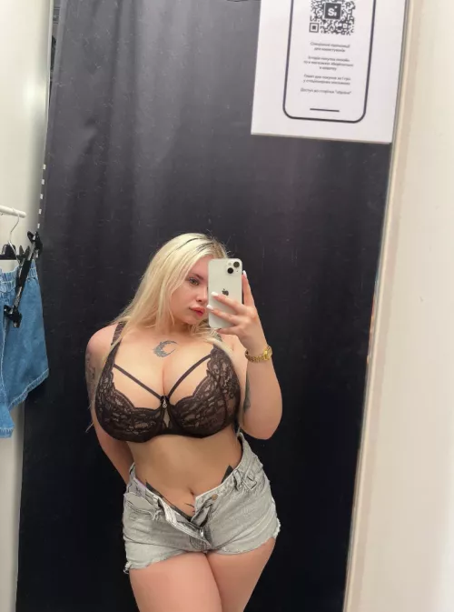 I may be blonde, but I'm not stupid. 