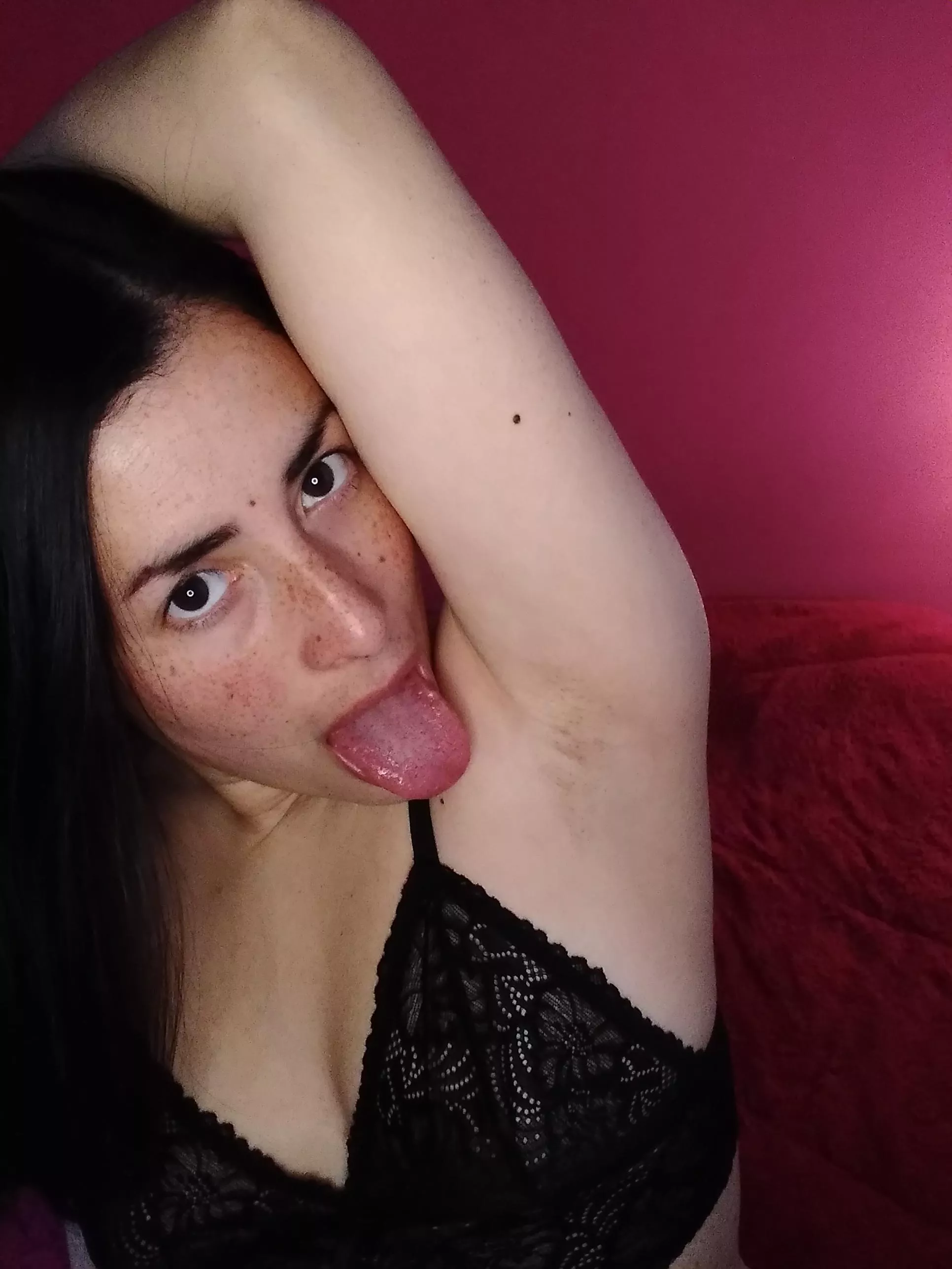 I wanna know what they taste like... but I can't get it