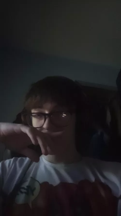 Late night gaming session, just wish I wasn't playing alone.