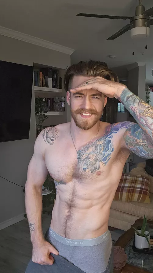 Looking for someone that likes pale boys with tats. Any takers?