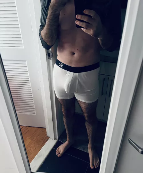 Maybe the gray sweatpants I’ll put over this will hide it…