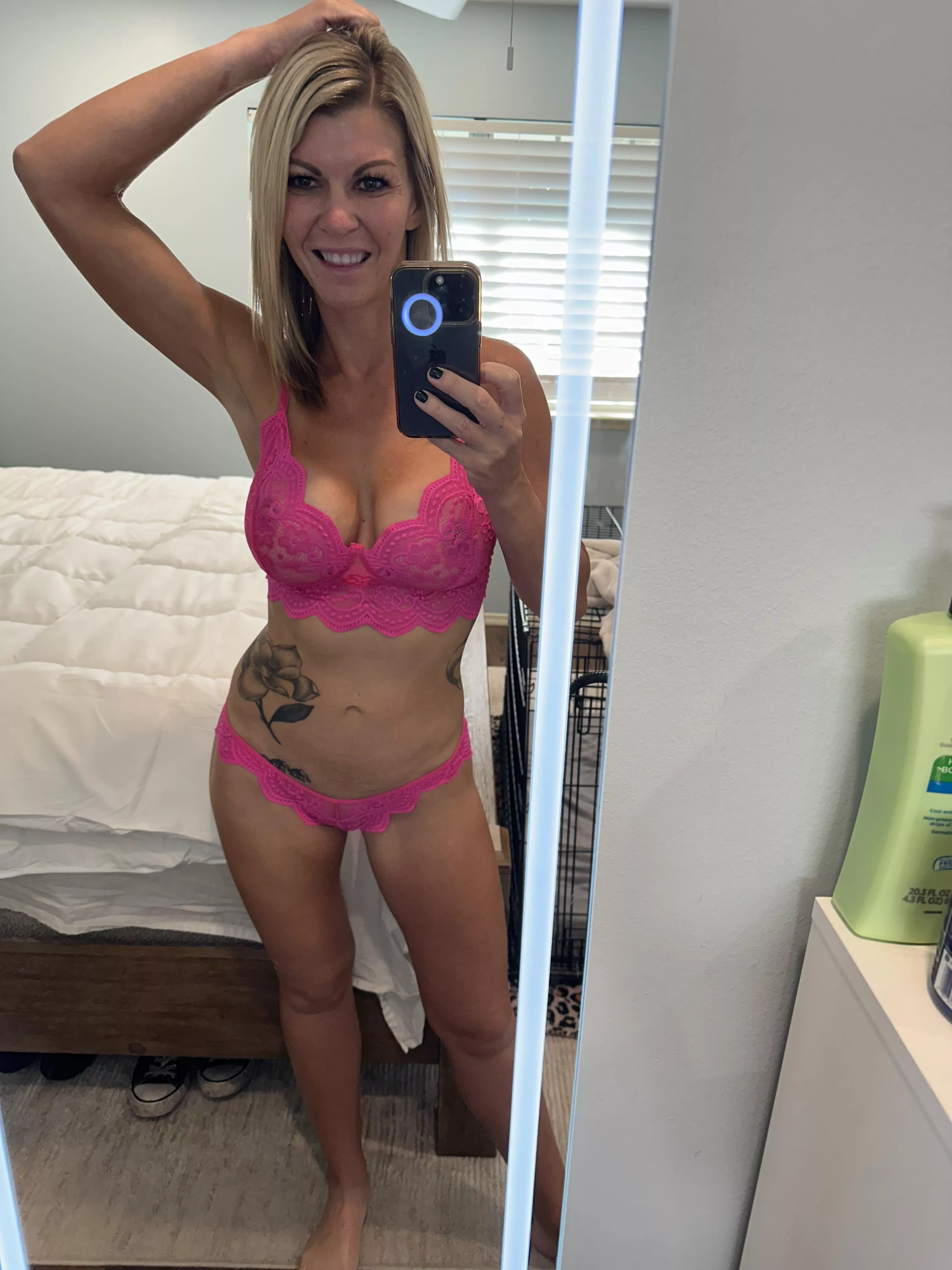 Really trying to figure out how to show off my bra and panties under my dress today, any thoughts 