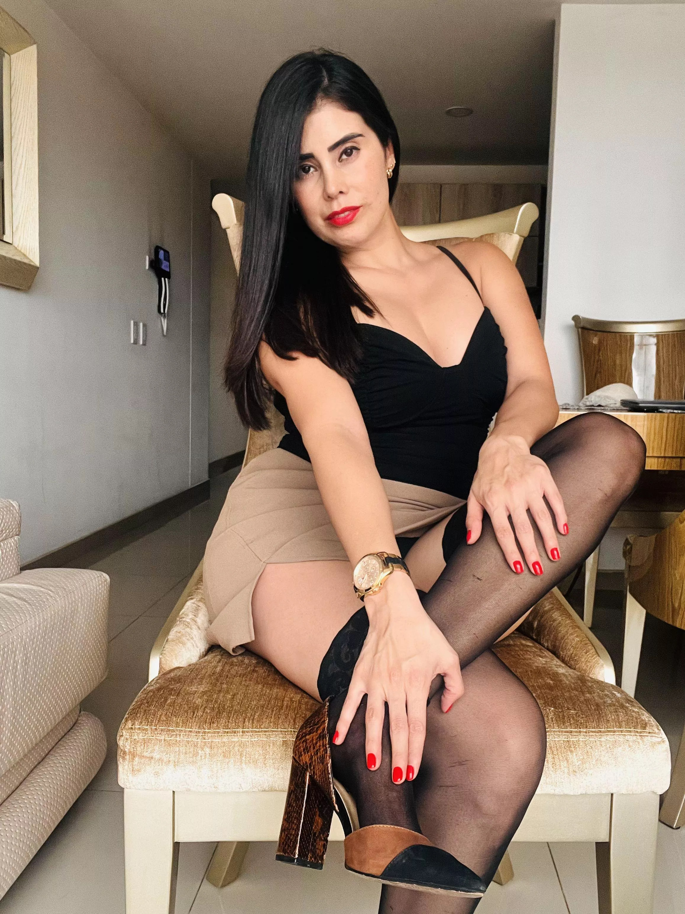 You need a classy woman in your life.