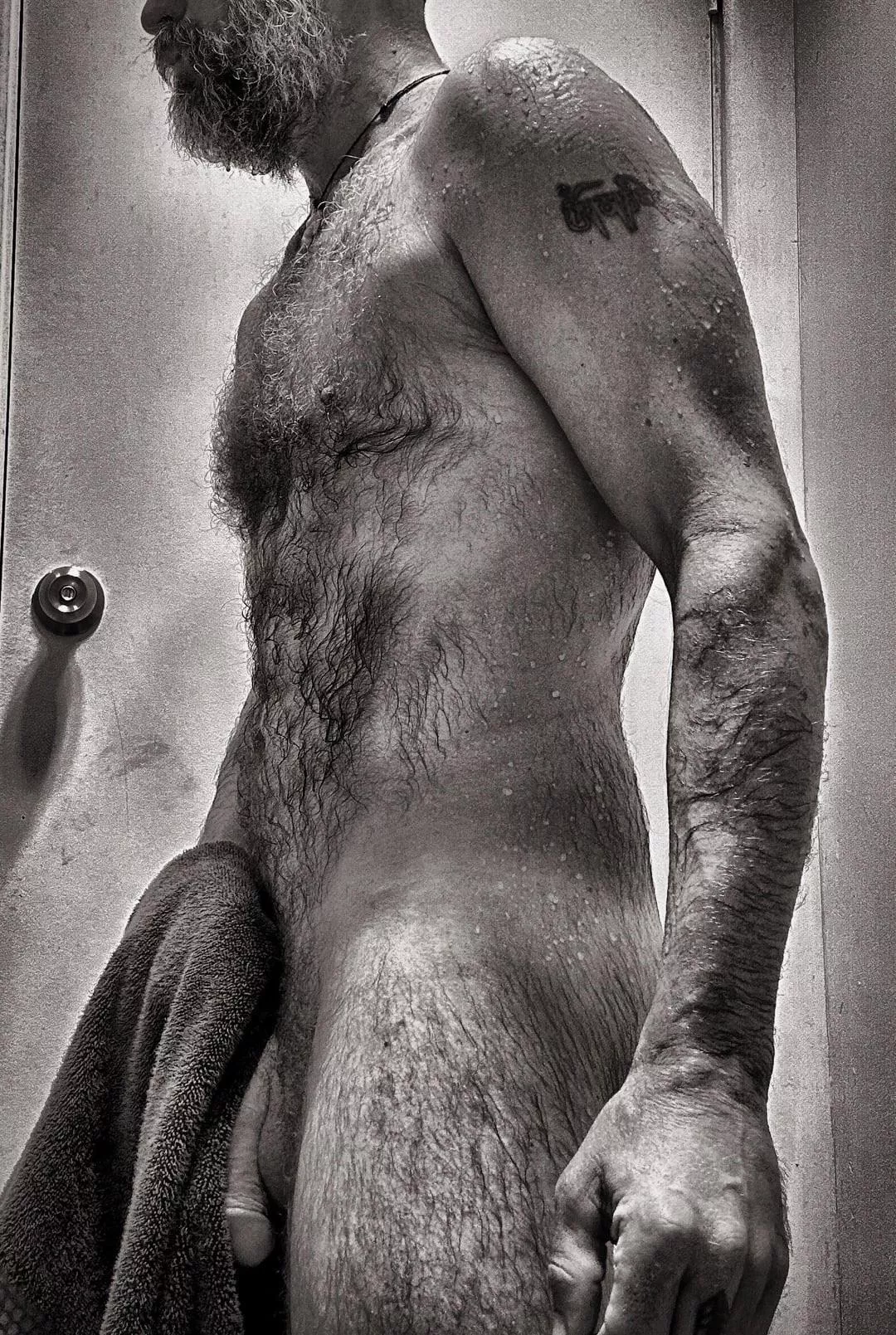 All monochrome 🤙🏽