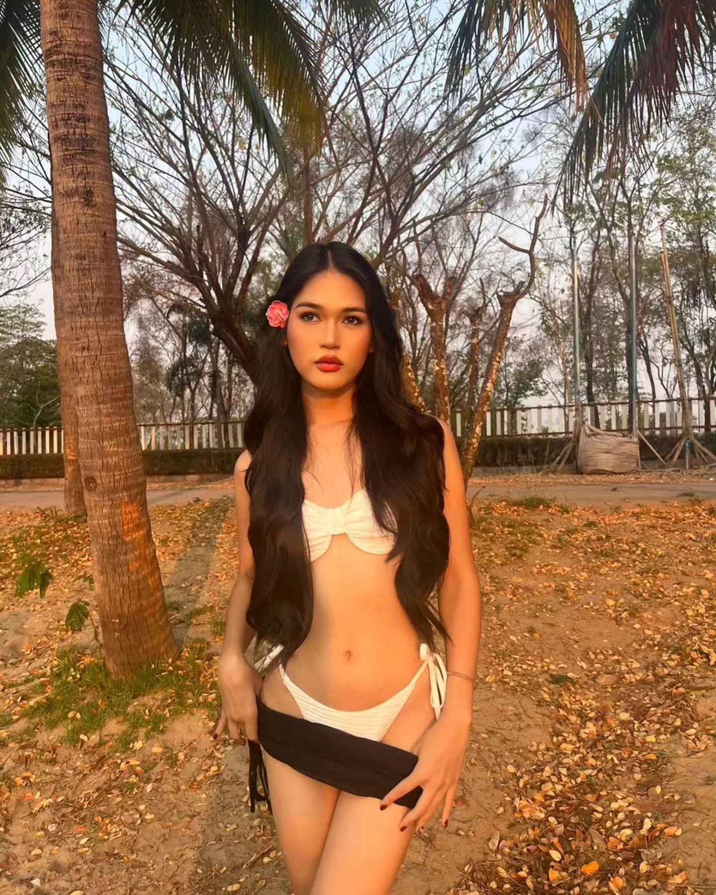 are you more of a spitter or a swallower? (swallowers receive a surprise 💝)