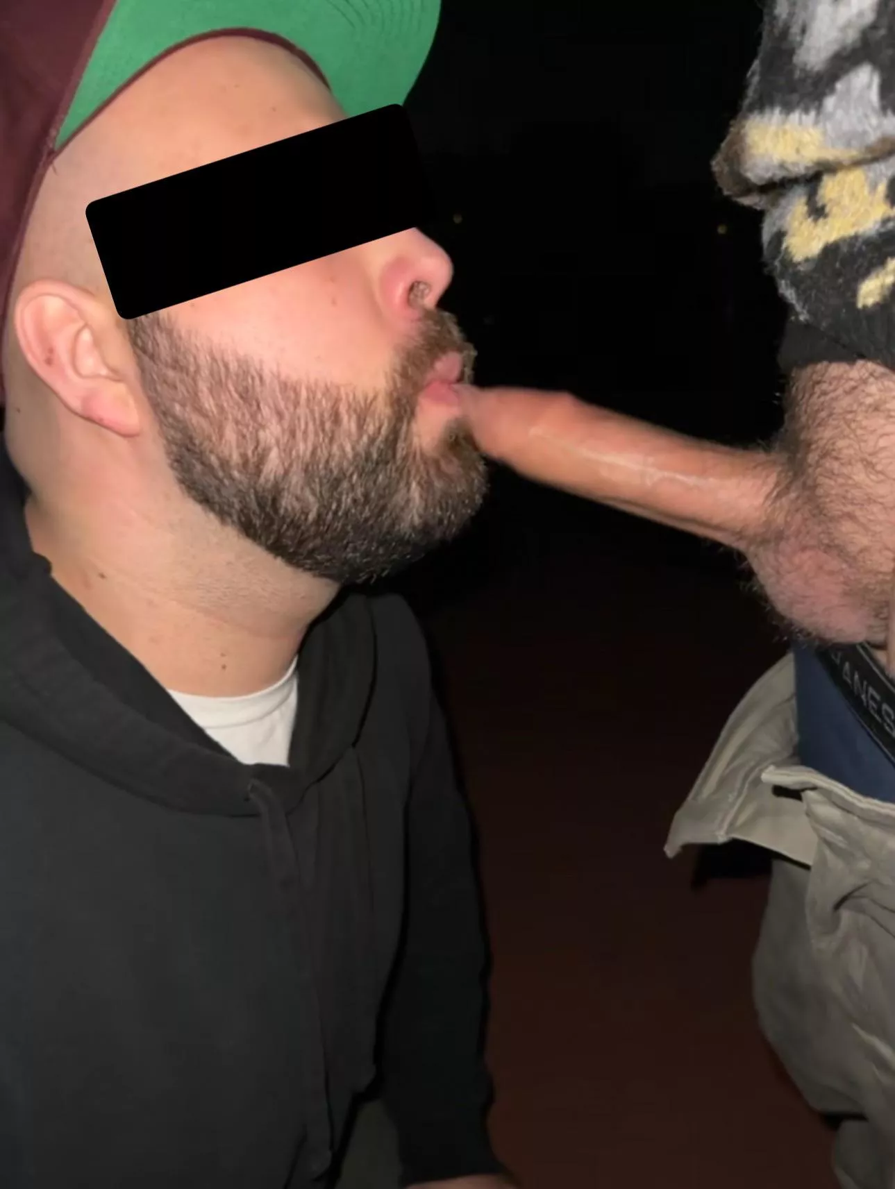 can’t stop thinking about this beautiful uncut cock I got to worship at the tennis courts 