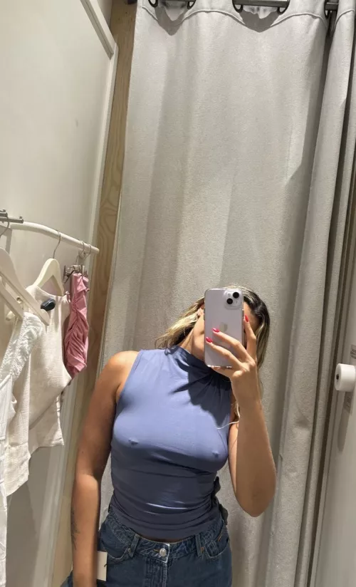 Fitting room pokies