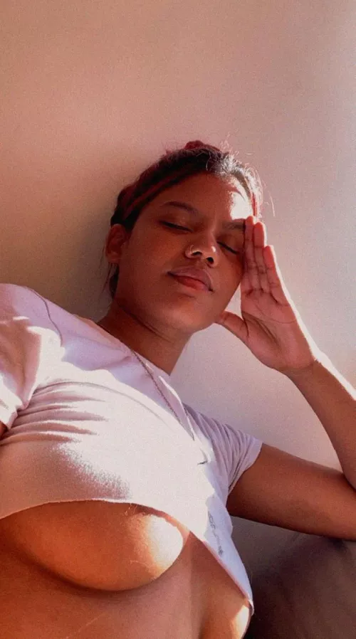 i'm waiting for u with my legs spread wide