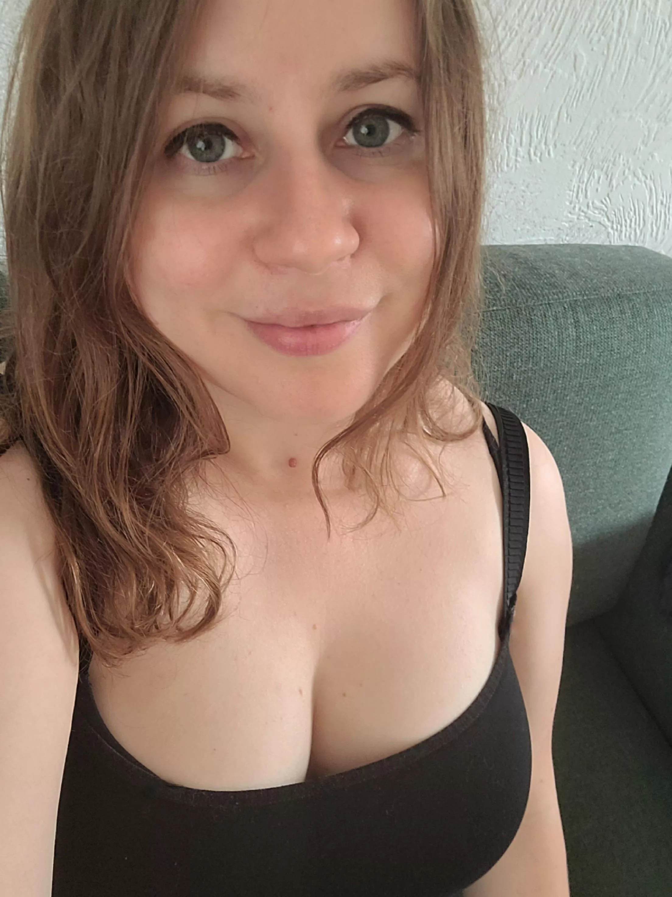 Me, wishing I'll one day meet a sweet dude to watch lotr extended with on a rainy Wednesday 