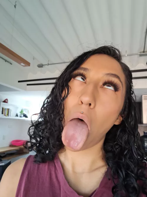 start your week in the best way with my tongue