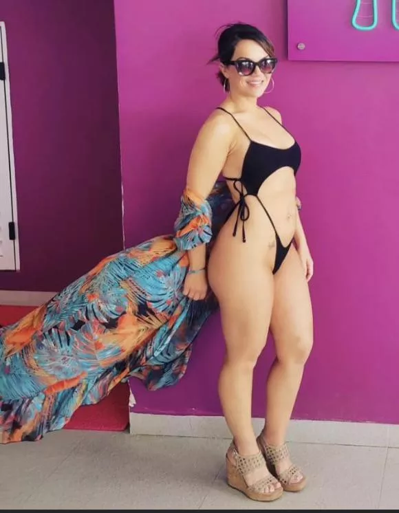 A good cover up never covers anything 😈