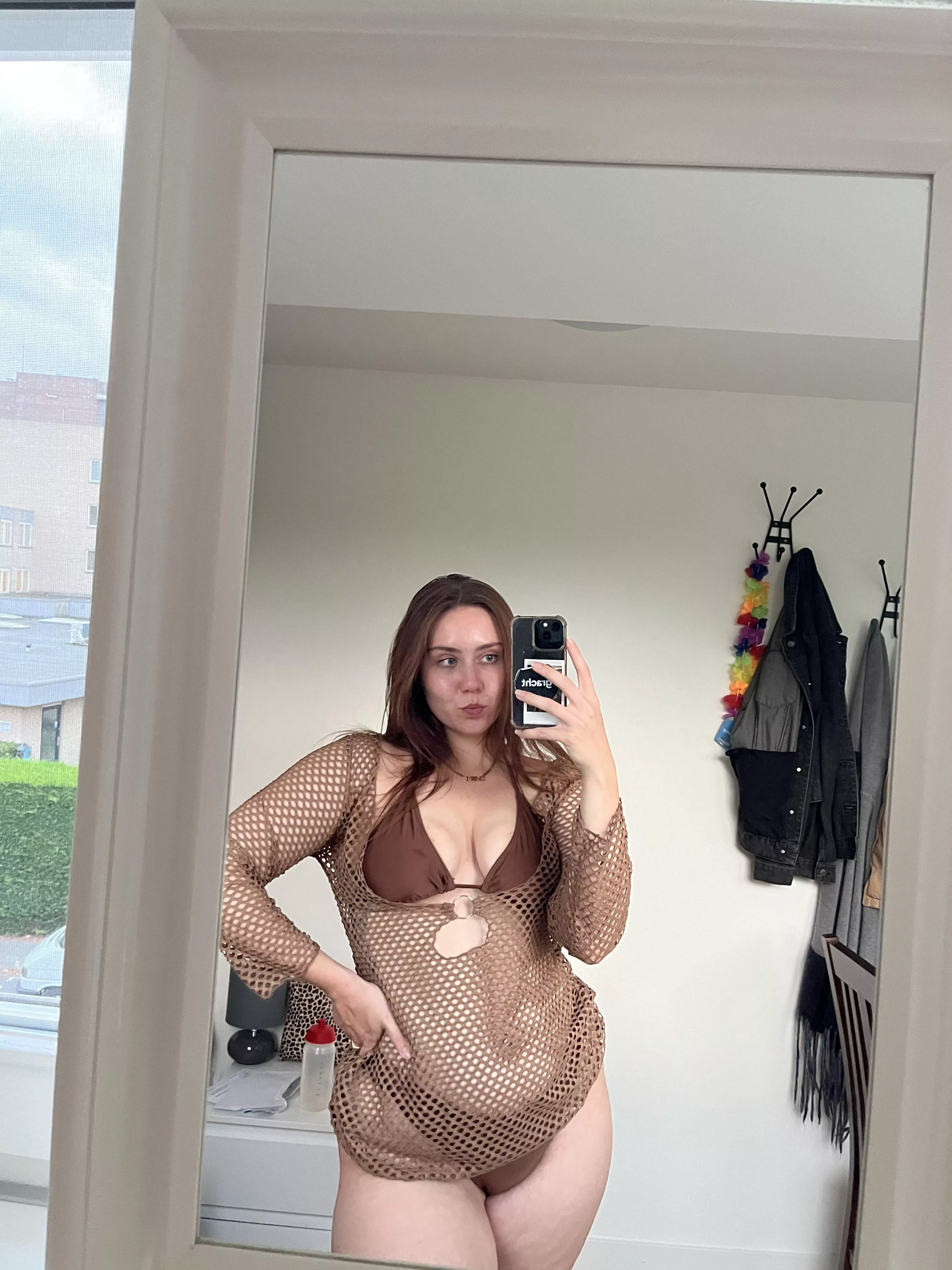 Do you find my thick body cute or a turn-off? 