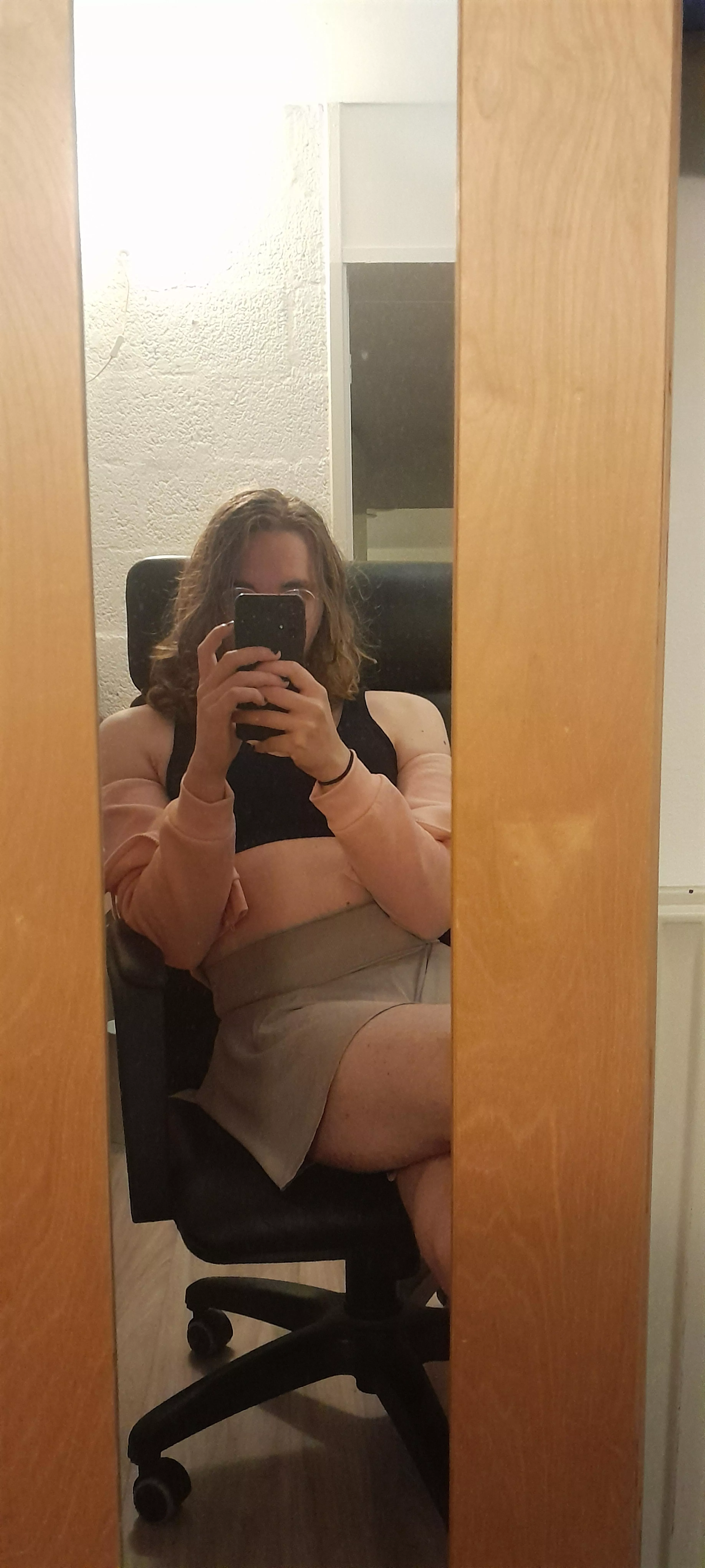 Dont mind my messy hair