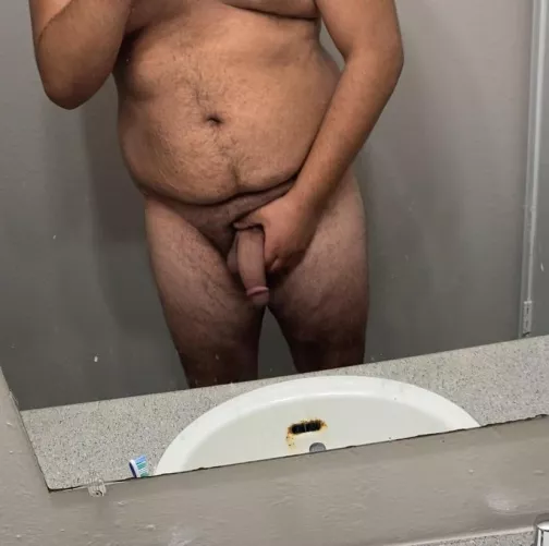 Got bored so I let it flop in my hand, anyone wanna let it flop in theirs?