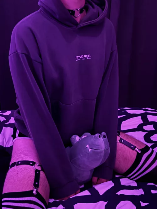 Hi, Im new here 👉🏻👈🏻