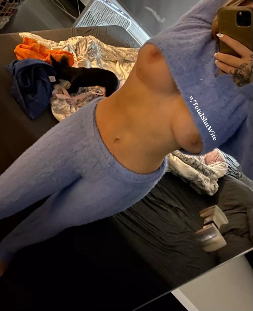 Hubby invites you over & I keep teasing you like this when he’s not looking.. what are you going to do about it 😈