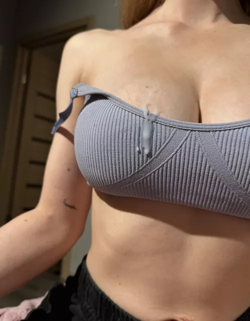 I ask my daddy to cum more on my pale tummy