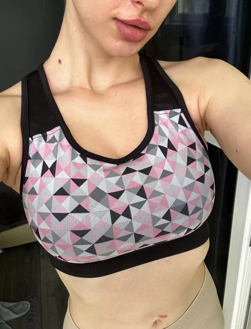 Love showing you my sports bra from work