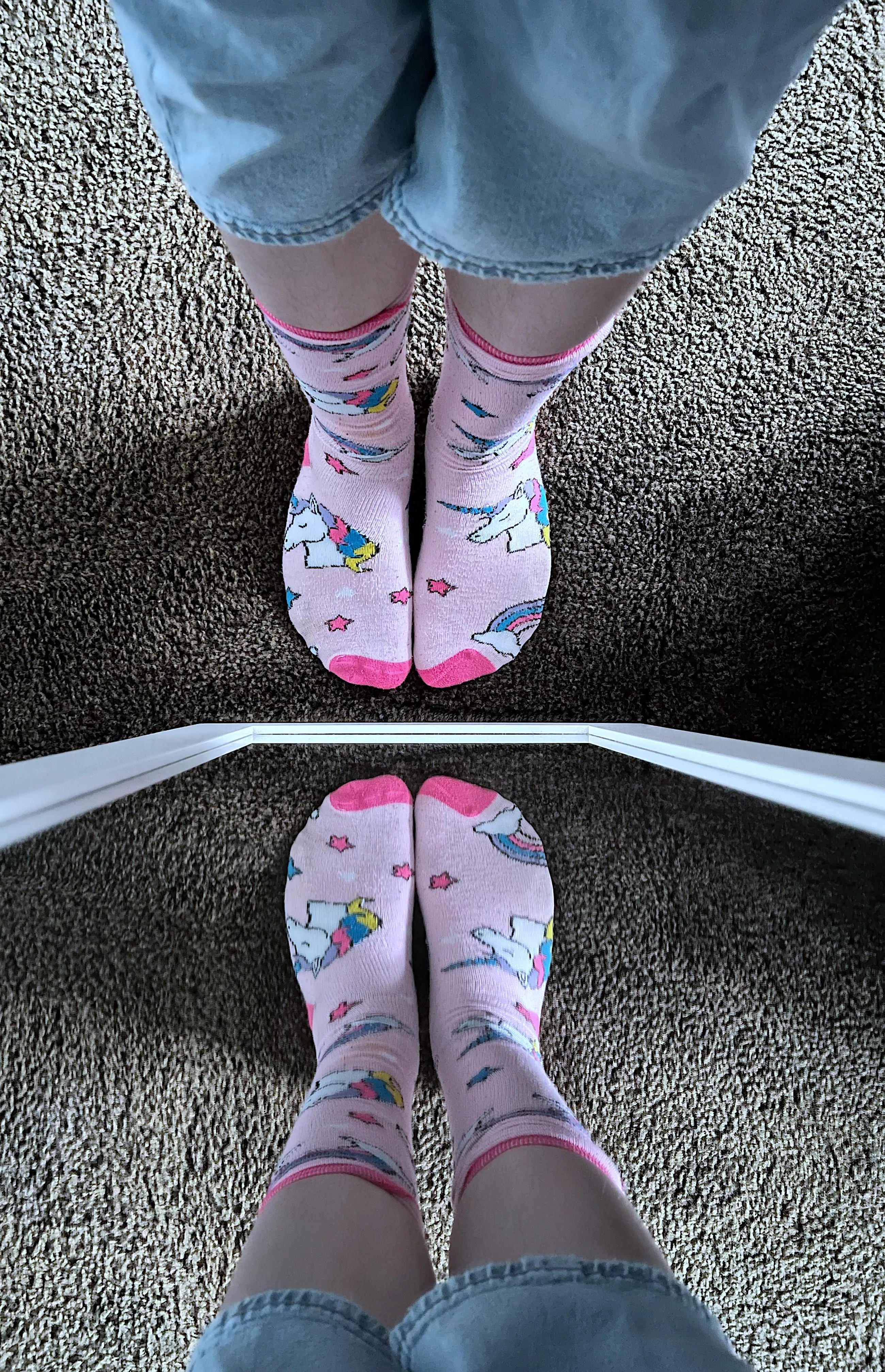 Mirror Mirror 4 Feet in Your Face 🩷