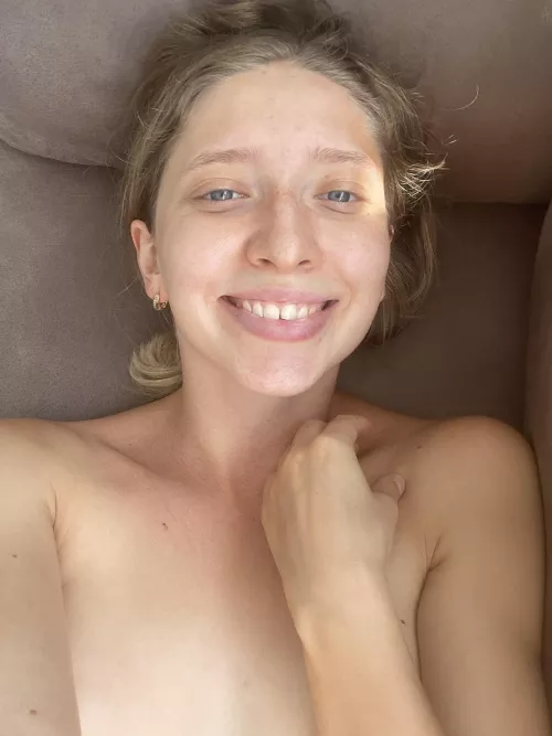 My smiling nude selfie