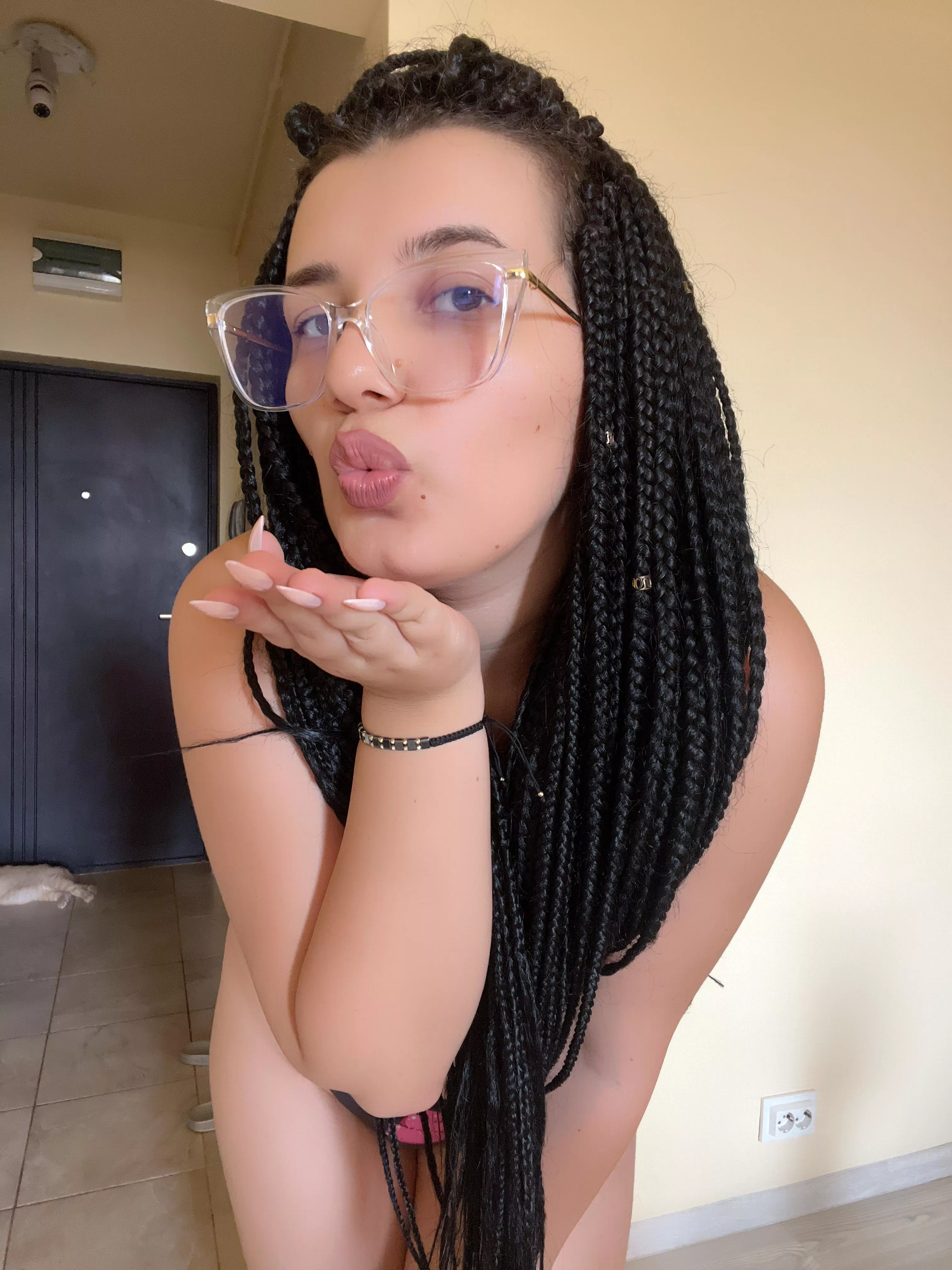 put that hard D on my mouth