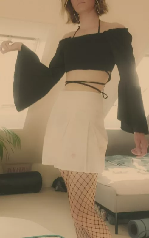 What do you guys think of this top, I absolutely love ittt ૮⸝⸝> ̫ <⸝⸝ ა