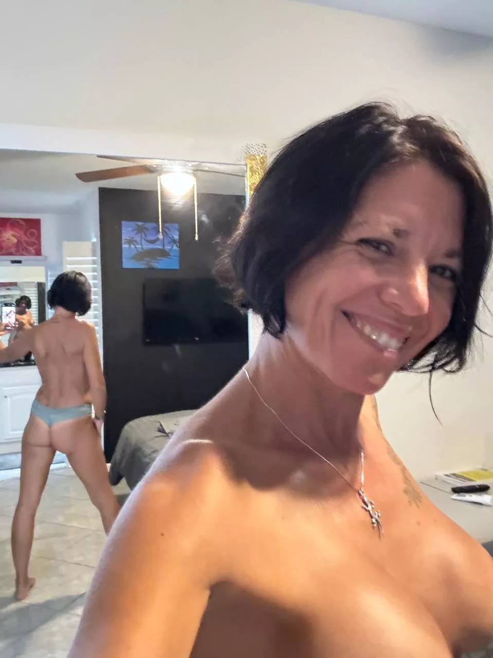 Born in 60's, still fuckable ?