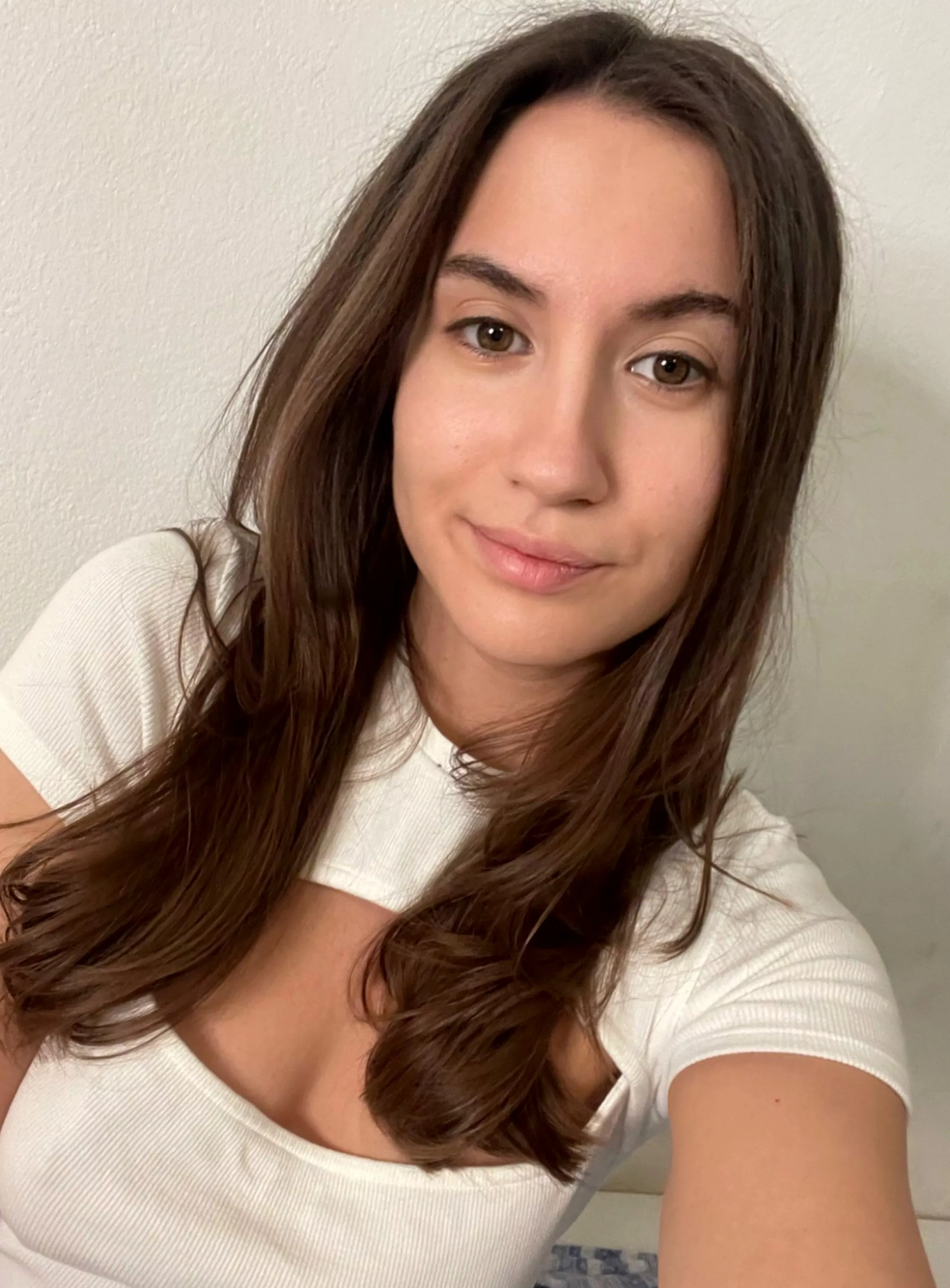 brunette girl feeling randomly cute