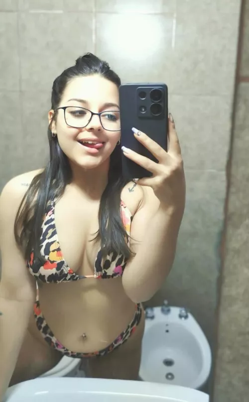 I always look good in bikini