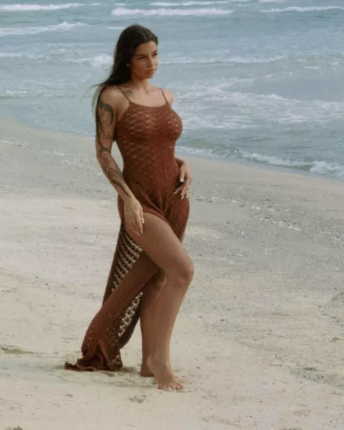 I love this fishnet dress on my fit body