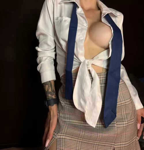 Pick me up from college, Ill be without panties today