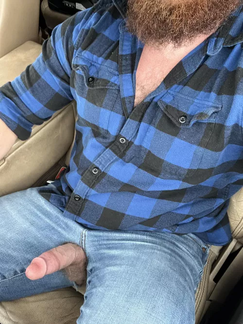 Ripped a hole in my pants at work 🤷‍♂️