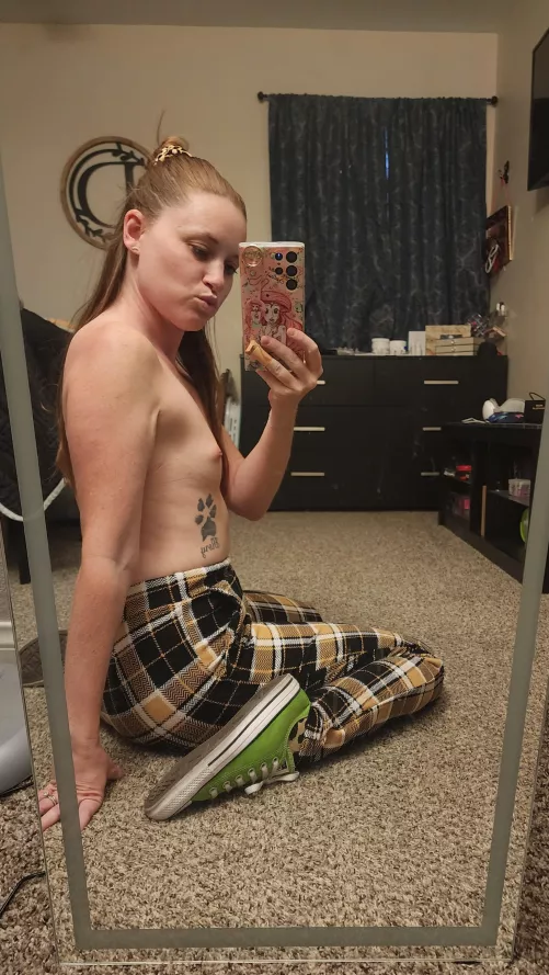 After work stripping her fit off 