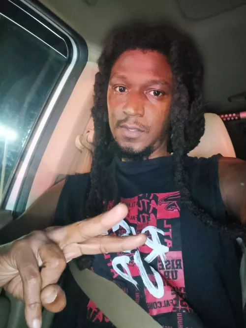 Any sports fans interested in coming on my radio / podcast? It's every Friday night 7pm 