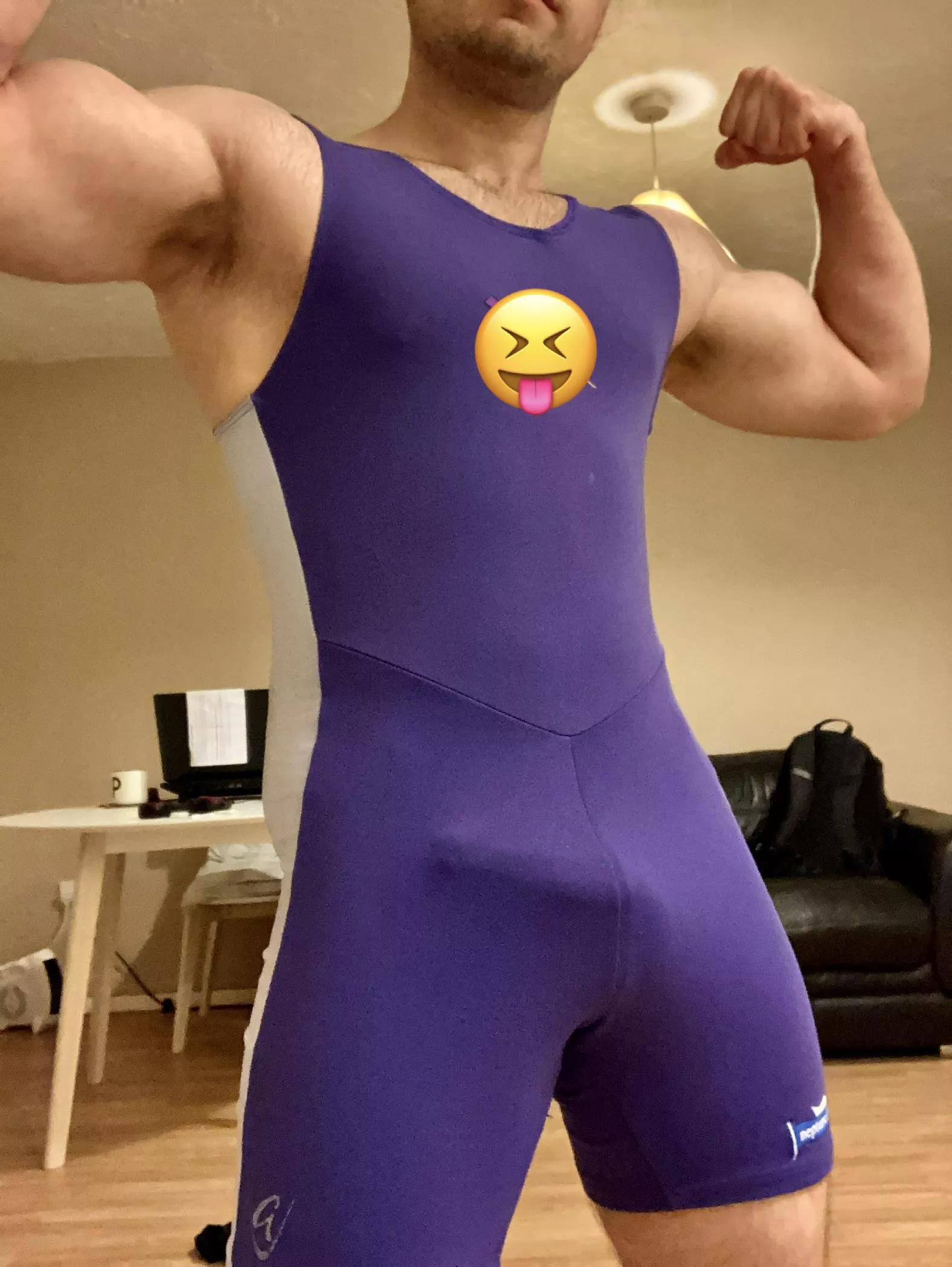 Anyone else think about swapping singlets with a bro? 