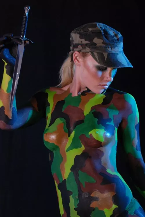 Camouflage body paint
