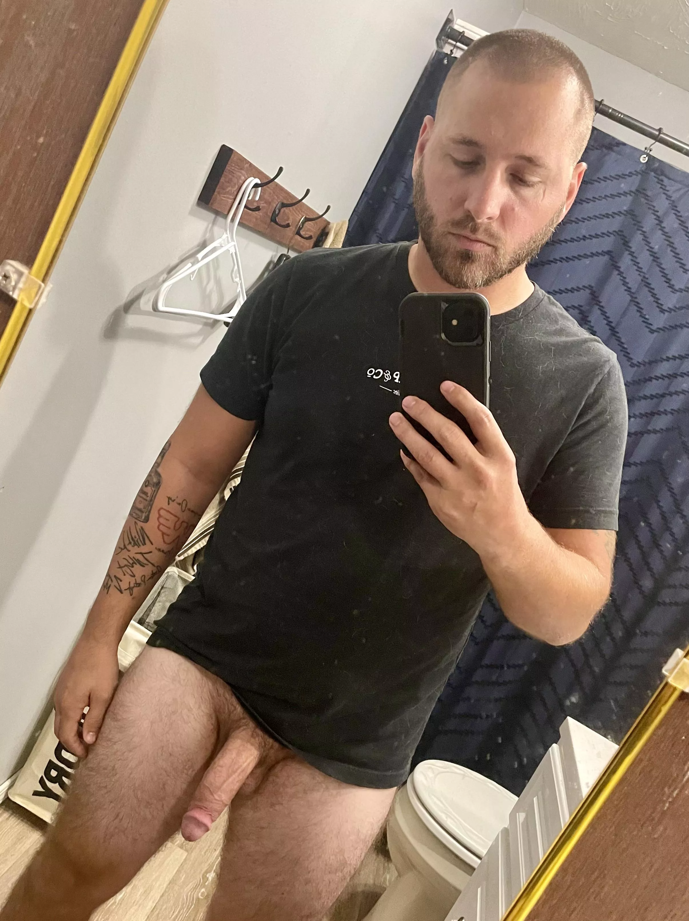 Easy like Sunday morning. PM’s welcome 