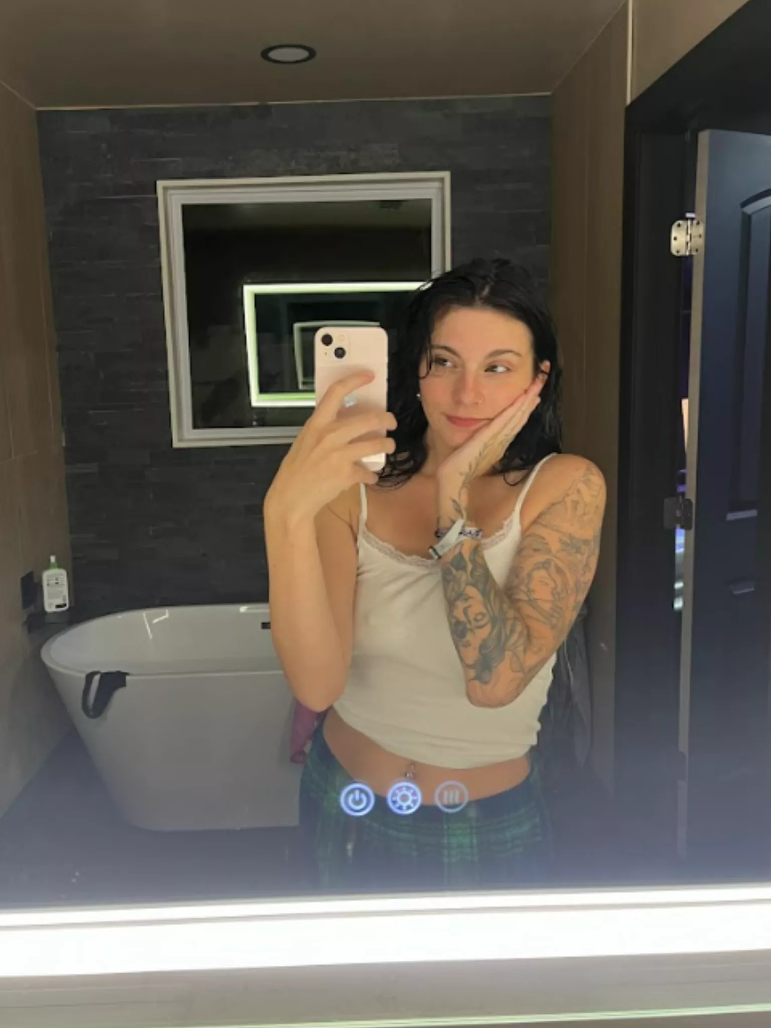 Hope you like this croptop as much as me