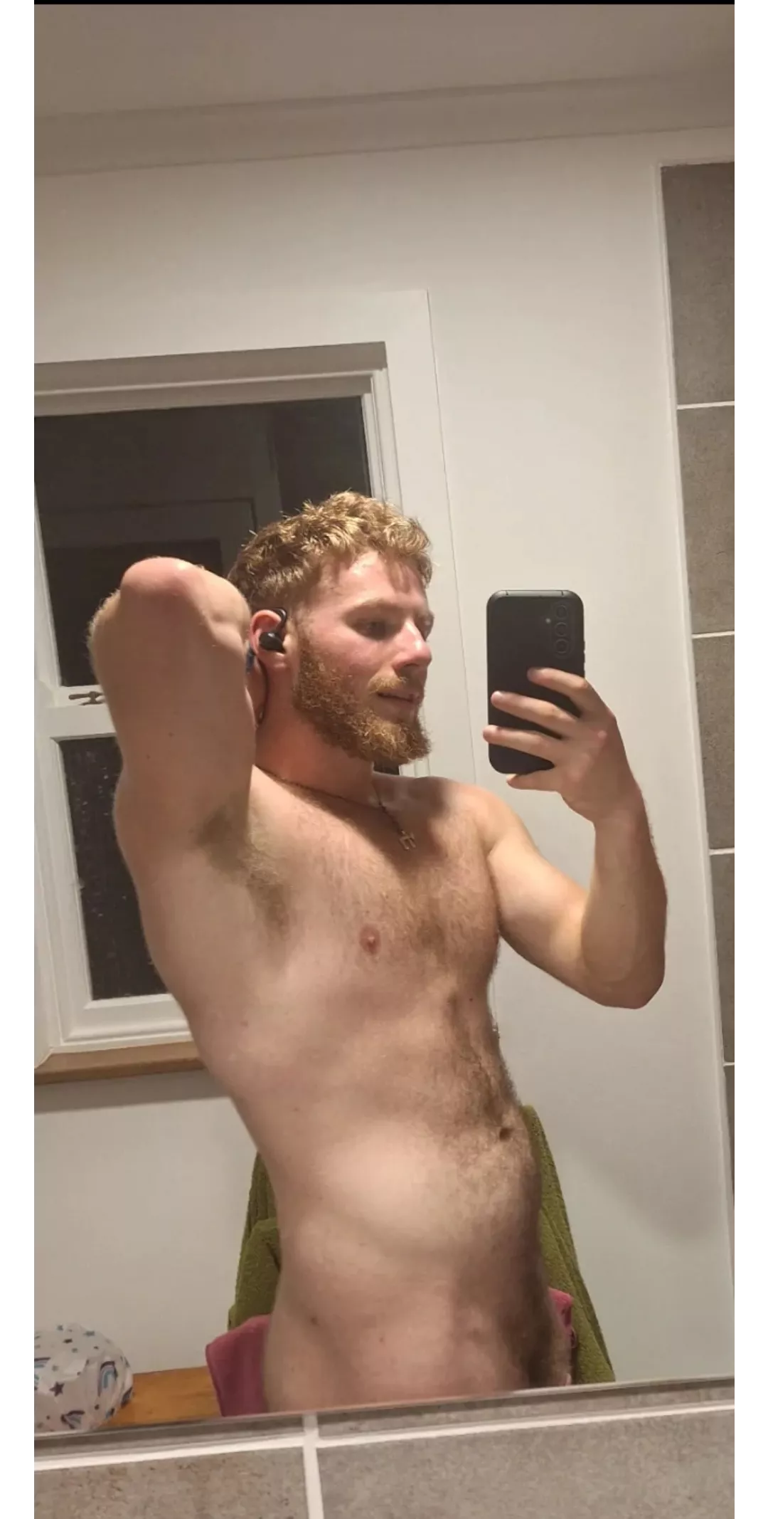 I haven't shaved in months... hope you don't mind (;