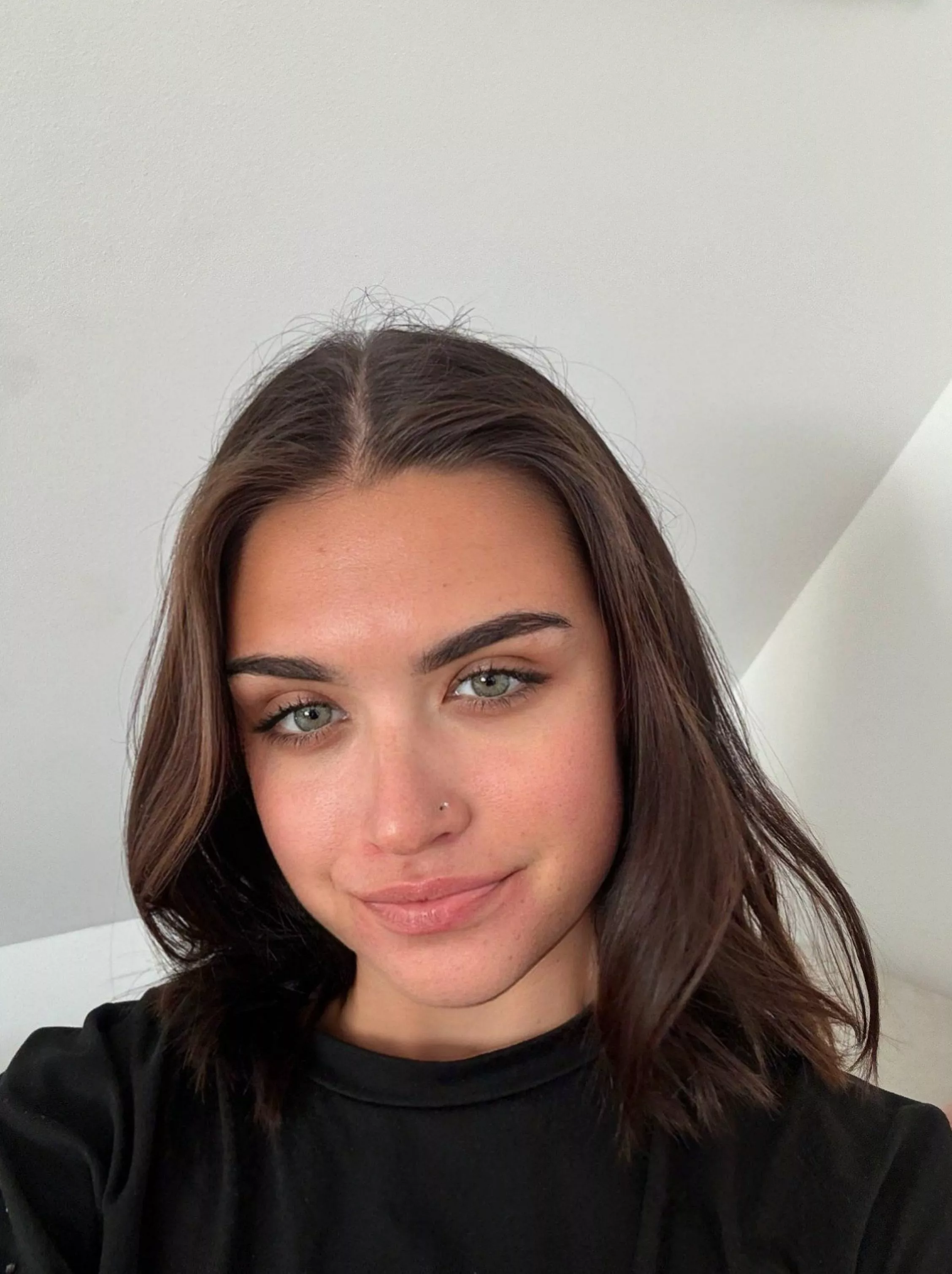 I wonder if you can look into my eyes in this photo