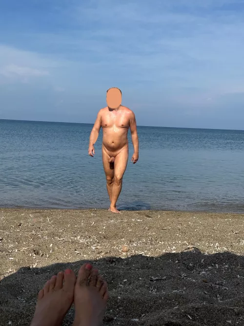 Jeder der einmal am nackt Strand war, wird nie wieder was anderes wollen. 