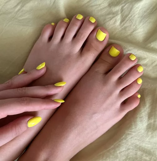 Nailed it Do you like yellow nail polish