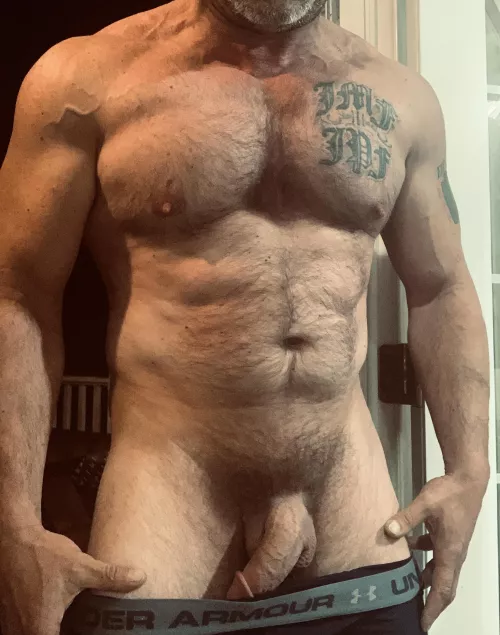 She said she doesn’t like the way I look [50] DMs open 