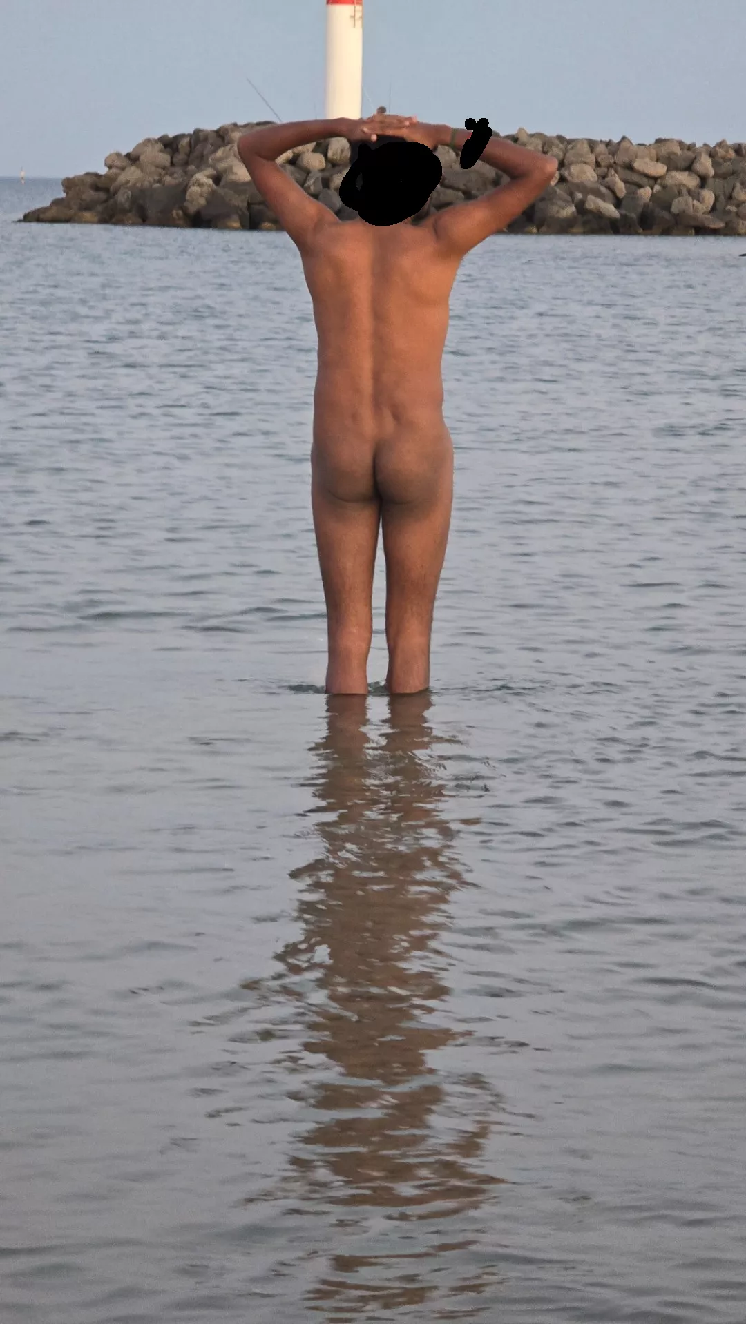 Should i walk or swim to the fort? 