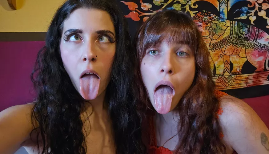 Sister can't surpass my level of ahegaoness!! 