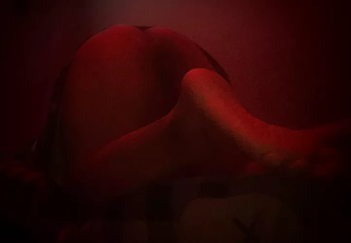 Suck my [f] toes then work your way up