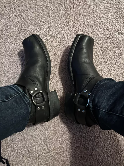 Biker boots