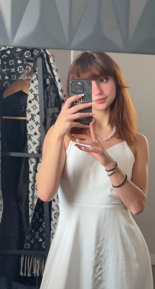 can’t tell if my face is really in the shape of a classy one