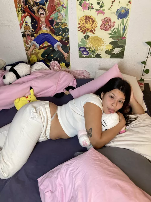 Classy in the streets 😈 in the sheets