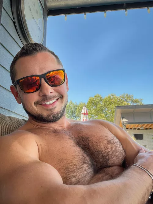 Happy Sunday everyone! 